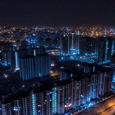 Taj Studios-Serviced Studio Apartment 诺伊达 外观 照片
